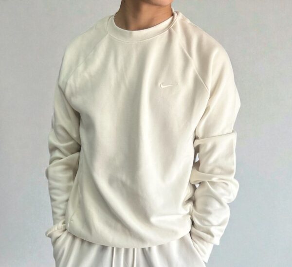 Sueter nike primary fleece