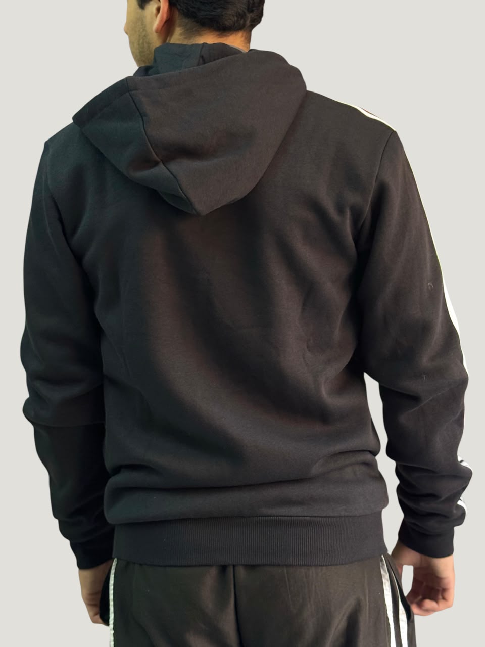 Sudadera Adidas Essentials - Image 4