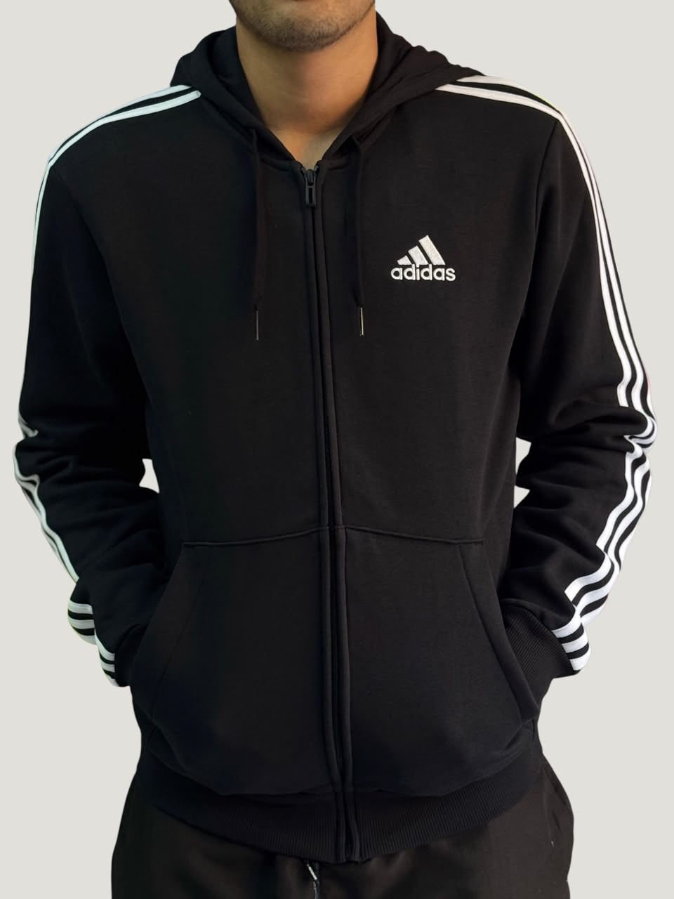 Sudadera Adidas Essentials - Image 3