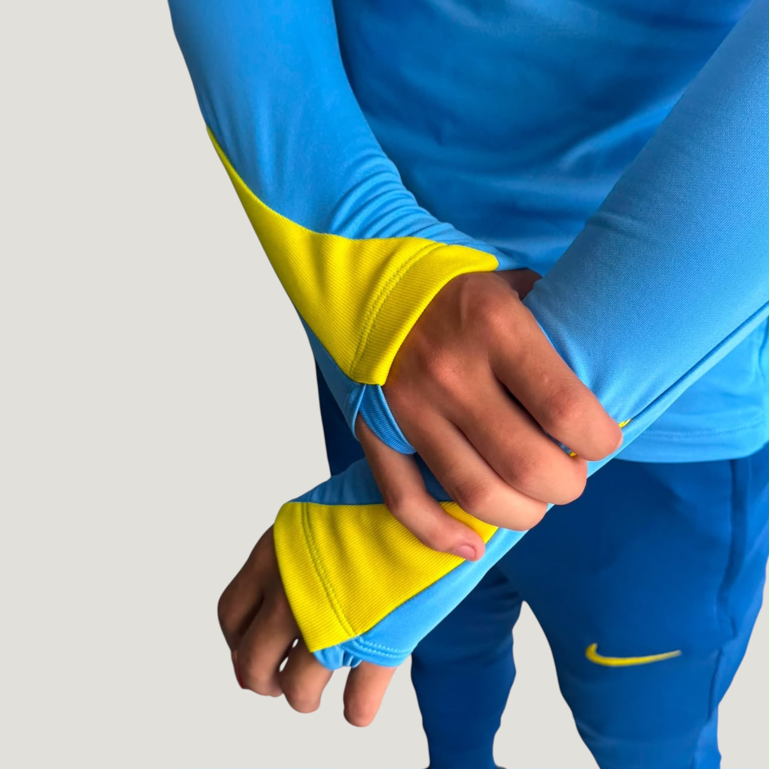 F.C. Barcelona Training Set - Image 4