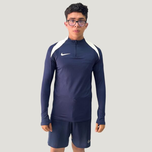 Nike Dri-FIT Strike