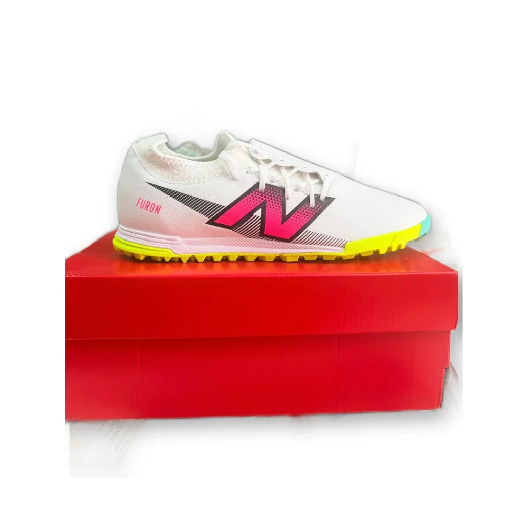 Tenis de Fútbol New Balance Furon TF Blanco